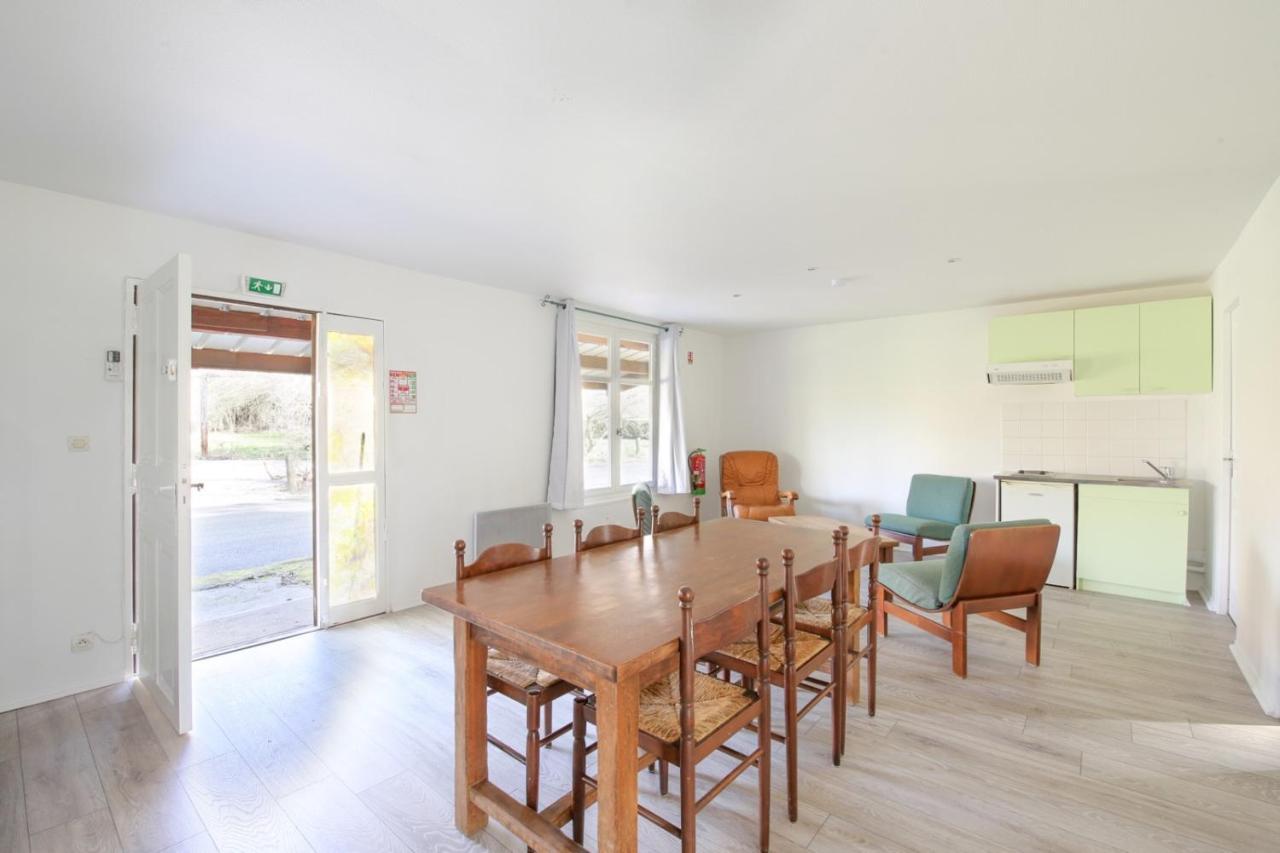 Les Cabanes Parisiennes - Chalets 1H30 From Paris - 62P Sainte-Genevieve-des-Bois Exterior photo