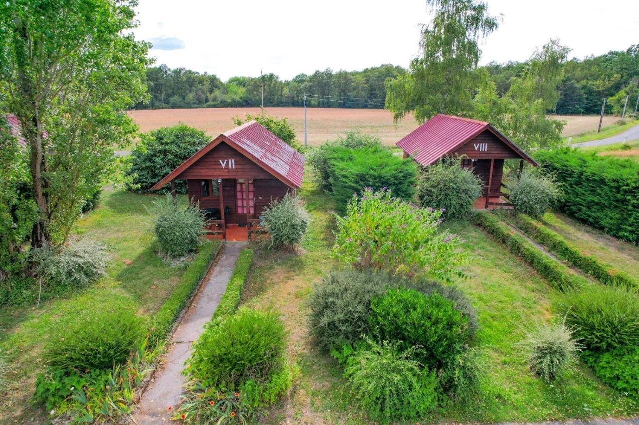 Les Cabanes Parisiennes - Chalets 1H30 From Paris - 62P Sainte-Genevieve-des-Bois Exterior photo