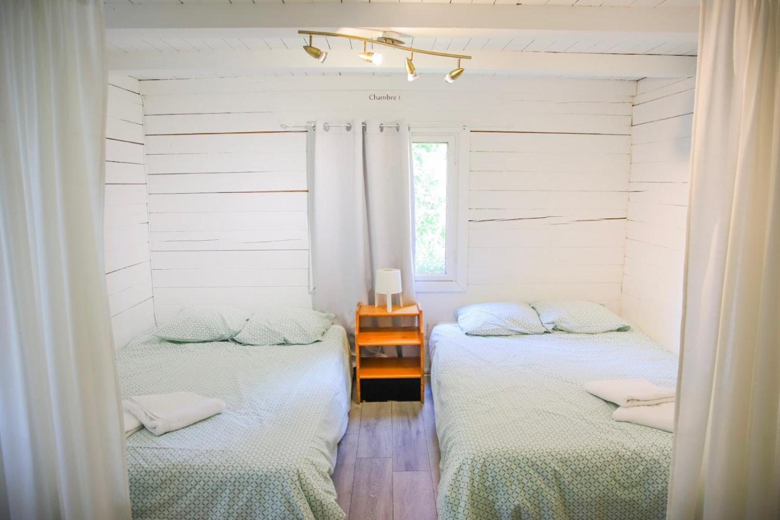 Les Cabanes Parisiennes - Chalets 1H30 From Paris - 62P Sainte-Genevieve-des-Bois Exterior photo